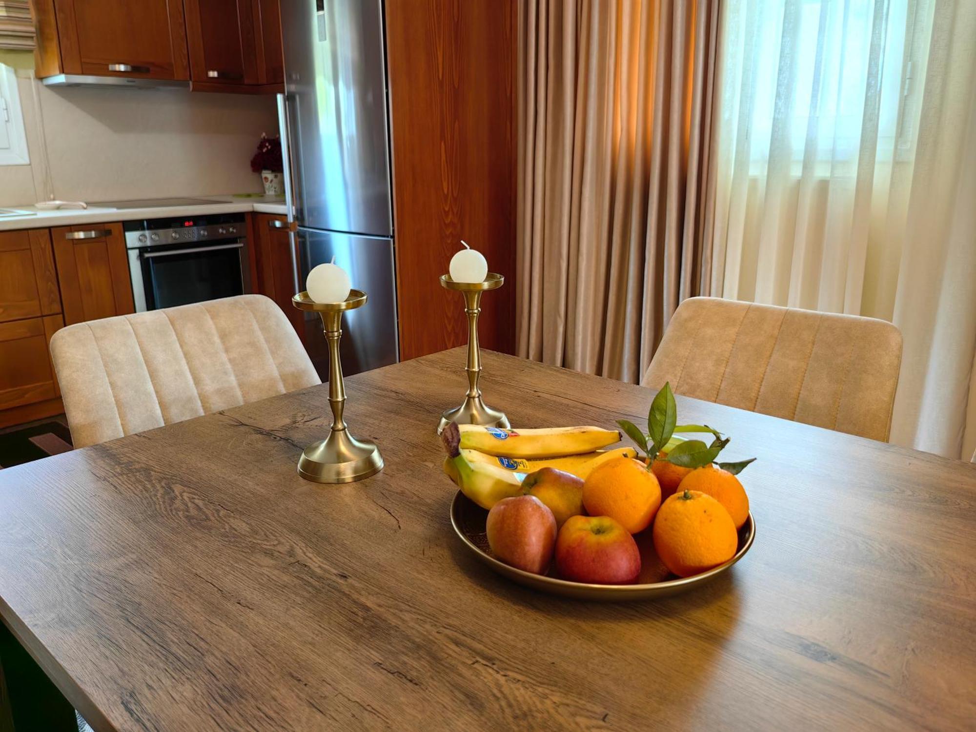 Eleni'S Holiday Home Каламата Екстериор снимка